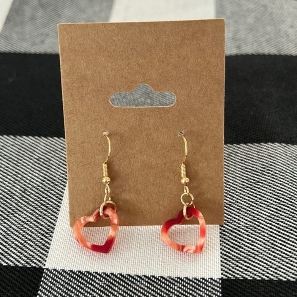 NEW Heart shaped Earrings